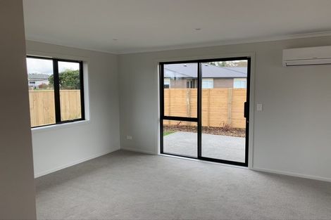 Photo of property in 2 Tarata Grove, Lansdowne, Masterton, 5810