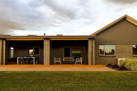 Photo of property in 37 Jarrett Terrace, Leamington, Cambridge, 3432