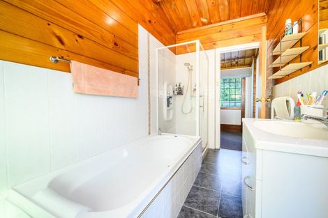 Photo of property in 12 Kairanga Bunnythorpe Road, Bunnythorpe, Palmerston North, 4478