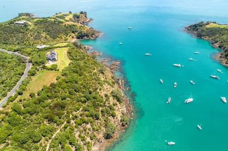 Photo of property in 155 Delamore Drive, Oneroa, Waiheke Island, 1081