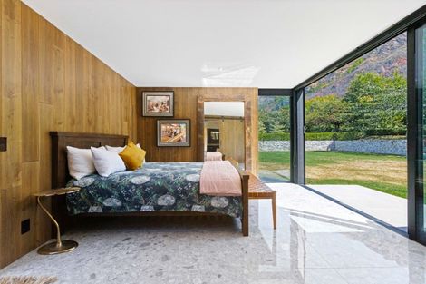 Photo of property in Butel Park, 15 Essex Avenue, Arrowtown, 9302