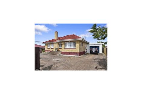 Photo of property in 3 Overton Road, Papatoetoe, Auckland, 2025