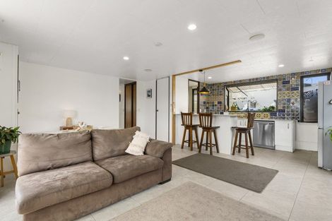 Photo of property in 8b Longstead Avenue, Papamoa Beach, Papamoa, 3118