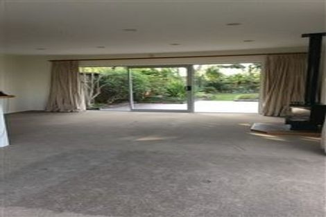 Photo of property in 10 Thelma Crescent, Torbay, Auckland, 0630