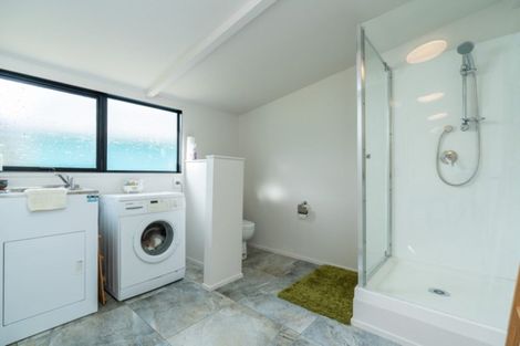 Photo of property in 22 Wairere Valley Road, Paparoa, 0571