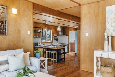 Photo of property in 1087 Makara Road, Makara Beach, Karori, 6972