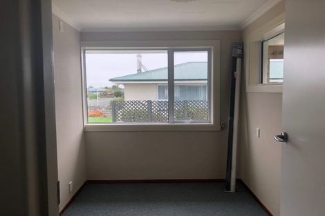 Photo of property in 44 Lothian Crescent, Strathern, Invercargill, 9812