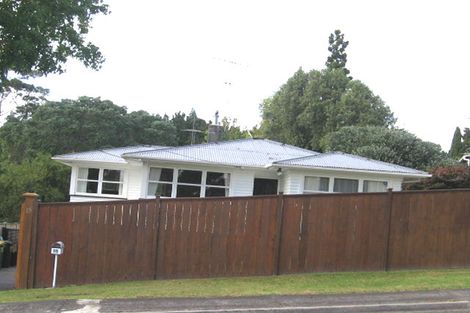 Photo of property in 15 Moore Street, Hillcrest, Auckland, 0627