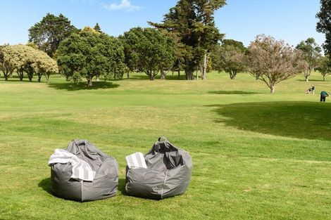 Photo of property in 2/144 Oceanbeach Road, Mount Maunganui, 3116