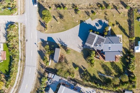 Photo of property in 70 Grandview Road, Lake Hawea, Wanaka, 9382