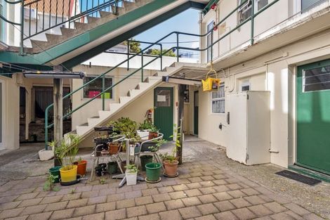 Photo of property in Avon Apartments, 3/313 The Terrace, Te Aro, Wellington, 6011