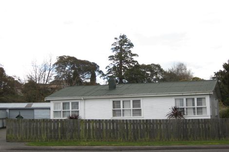 Photo of property in 20 Church Street, Waipawa, 4210