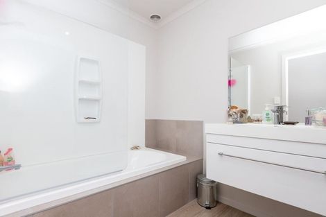 Photo of property in 13a Dixon Road, Fitzroy, Hamilton, 3206