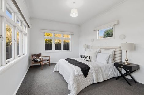 Photo of property in 12 Hillcrest Road, Hillcrest, Hamilton, 3216