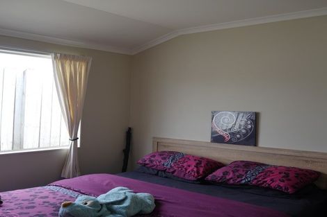 Photo of property in 17a Opapa Street, Titahi Bay, Porirua, 5022