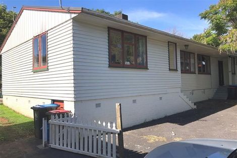 Photo of property in 2/20 Woodford Road, Mount Eden, Auckland, 1024