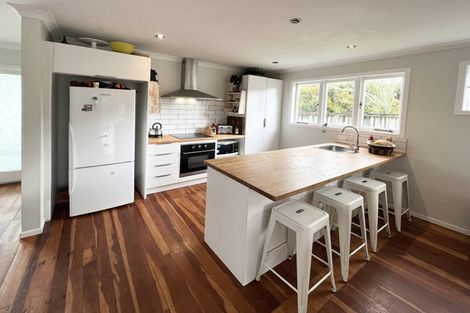 Photo of property in 7 Nicolas Avenue, Glen Eden, Auckland, 0602