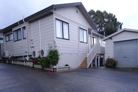 Photo of property in 19 Faram Place, Massey, Auckland, 0614