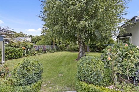 Photo of property in 7 Sawtell Place, Northcote, Christchurch, 8052