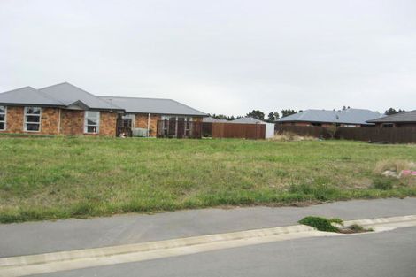 Photo of property in 1 Goldie Place, Rolleston, 7614