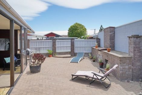 Photo of property in 28 Coates Place, Rangiora, 7400