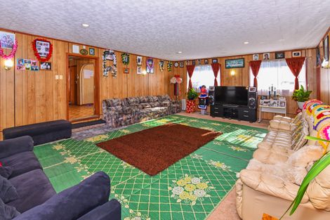 Photo of property in 41 Chingford Close, Mangere, Auckland, 2022