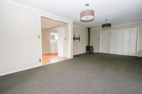 Photo of property in 28 Pulham Crescent, Queenwood, Hamilton, 3210