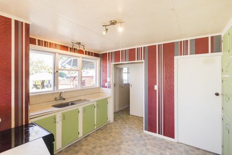 Photo of property in 6 Coventry Street, Highbury, Palmerston North, 4412