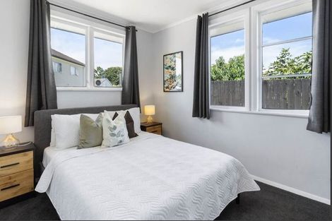 Photo of property in 24 Windmill Road, Pukekohe, 2120