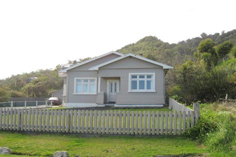 Photo of property in 85 Fox Street, Cobden, Greymouth, 7802