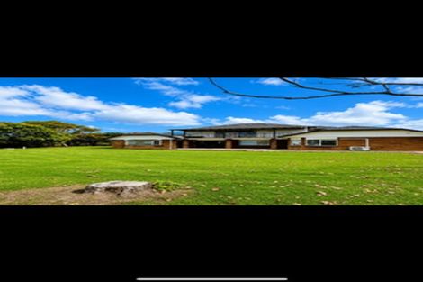 Photo of property in 11 Bream Revel Way, Karaka, Papakura, 2580