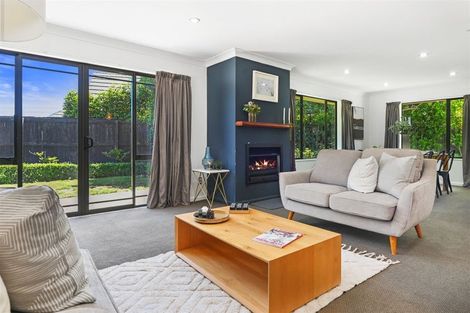 Photo of property in 11 Forest Drive, Parklands, Christchurch, 8083