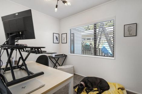 Photo of property in 163a Victoria Street, Cambridge, 3434