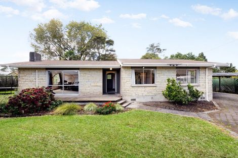 Photo of property in 23 Berkley Avenue, Hillcrest, Hamilton, 3216