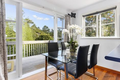 Photo of property in 534 West Coast Road, Oratia, Auckland, 0604