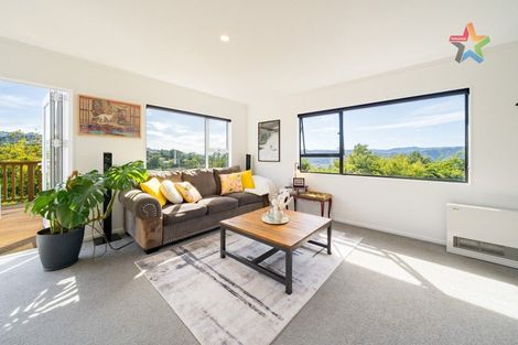 Photo of property in 26 Wisteria Grove, Maungaraki, Lower Hutt, 5010