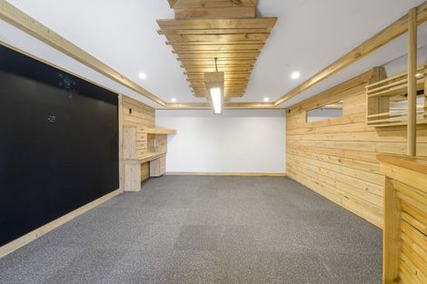 Photo of property in 8 Otaki Place, North New Brighton, Christchurch, 8083