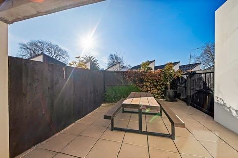 Photo of property in Merivale Manor Townhouse, 123d Papanui Road, Merivale, Christchurch, 8014