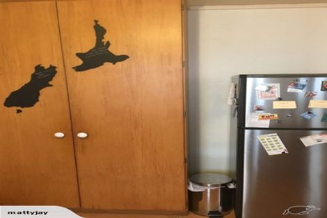 Photo of property in 2/5 Scarborough Terrace, Mount Victoria, Wellington, 6011