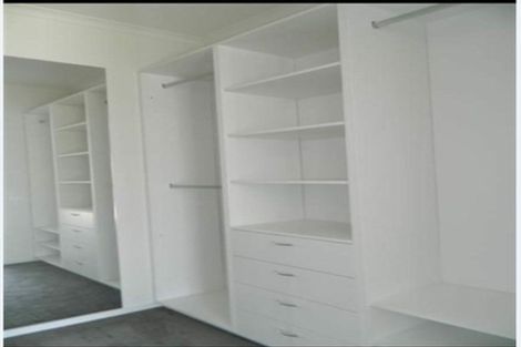 Photo of property in 36 Sohlue Place, Oteha, Auckland, 0632