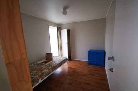 Photo of property in 3/14 Cezanne Place, New Lynn, Auckland, 0600