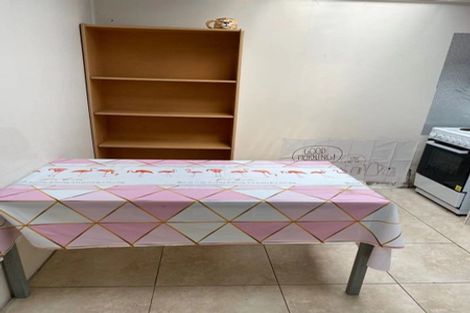 Photo of property in 37 Sunset Road, Totara Vale, Auckland, 0632