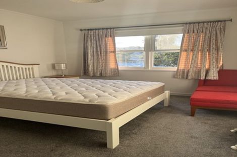 Photo of property in 1/110 Saddleback Rise, Murrays Bay, Auckland, 0630