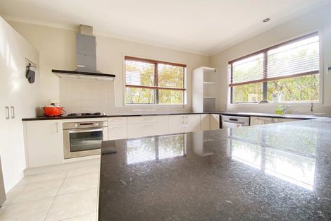 Photo of property in 21 Greenbough Lane, Greenhithe, Auckland, 0632