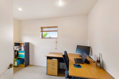 Photo of property in 8a Balmoral Street, Taradale, Napier, 4112