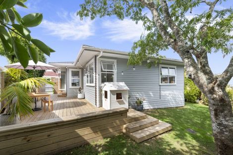 Photo of property in 1/24a Wolsley Avenue, Milford, Auckland, 0620