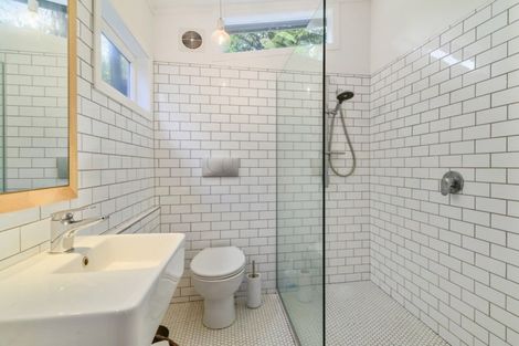 Photo of property in 241 Spencer Road, Lake Tarawera, Rotorua, 3076