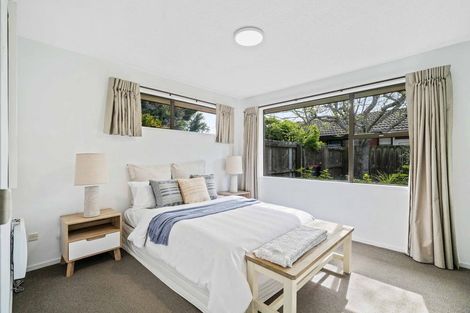 Photo of property in 2/302a Ilam Road, Burnside, Christchurch, 8053