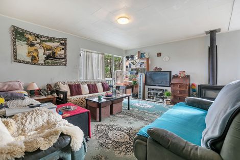 Photo of property in 2b Mcentee Road, Waitakere, Auckland, 0816