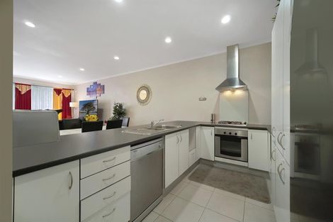 Photo of property in 26 Willow Camp Road, Takanini, 2112